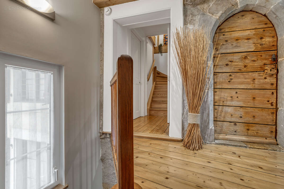 Maison à DIVONNE-LES-BAINS