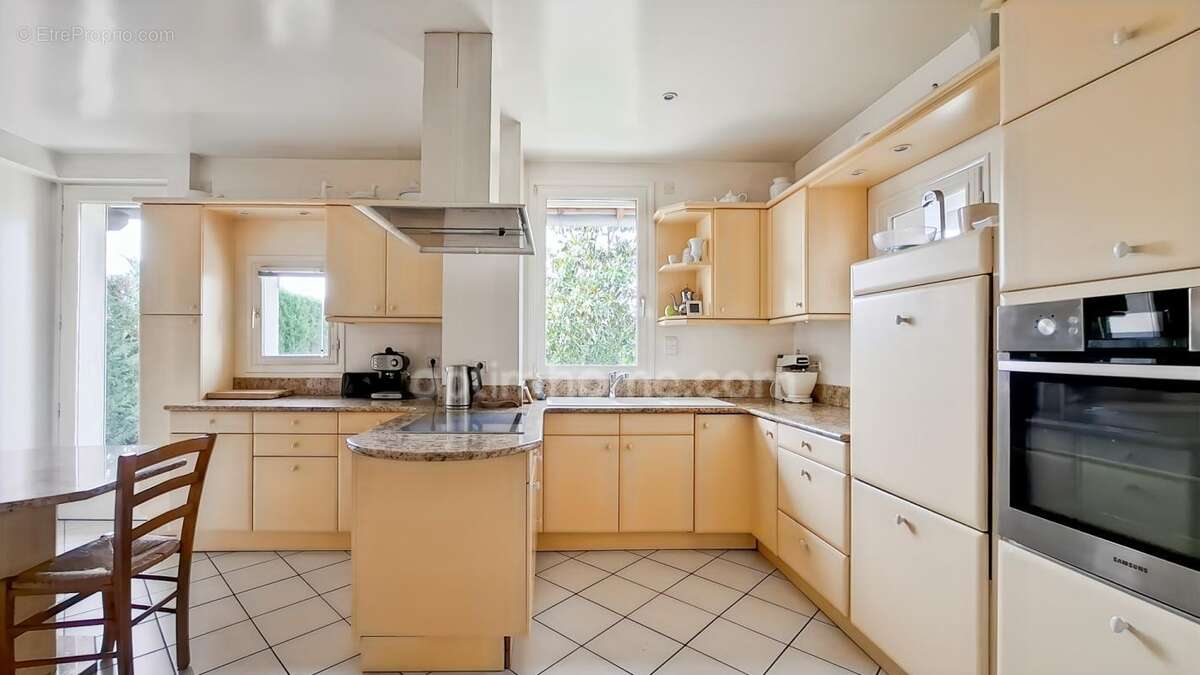 Maison 155 m² – 3 chambres – Terrain 800 m² – Hauterive proche Vichy - photo 7
