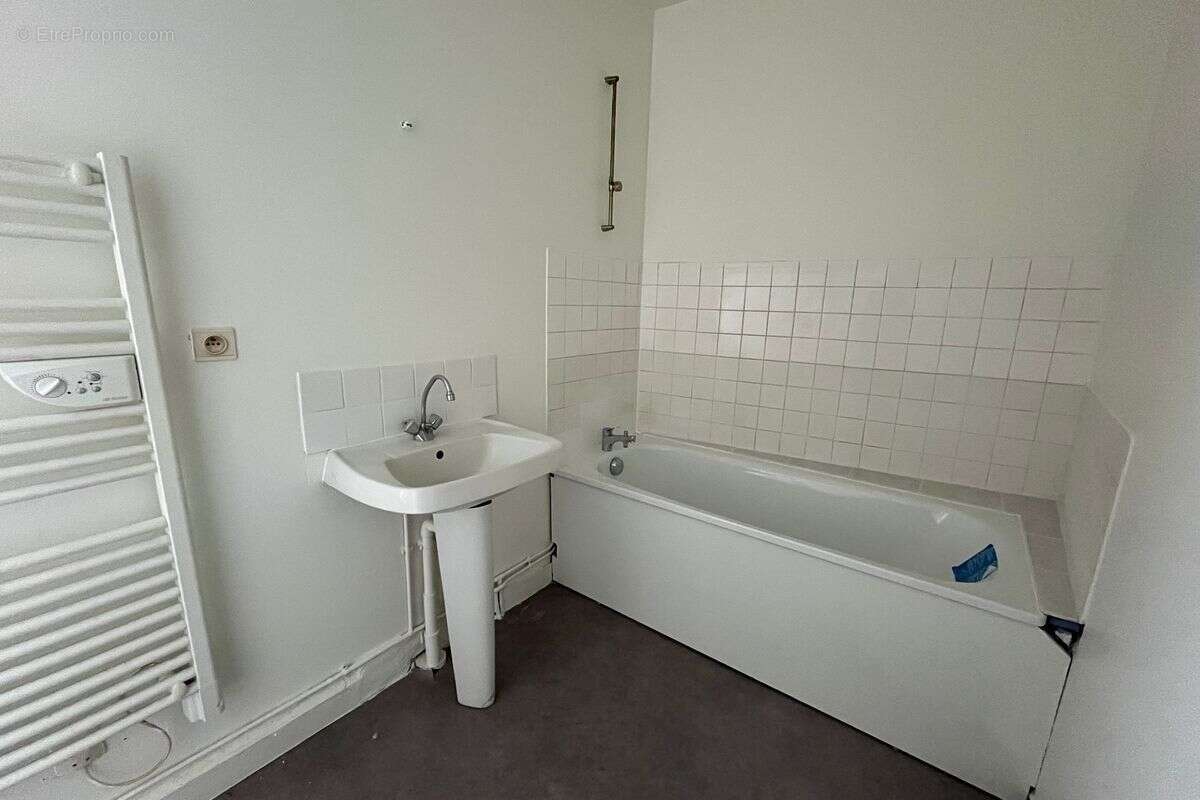 Appartement à POCE-SUR-CISSE