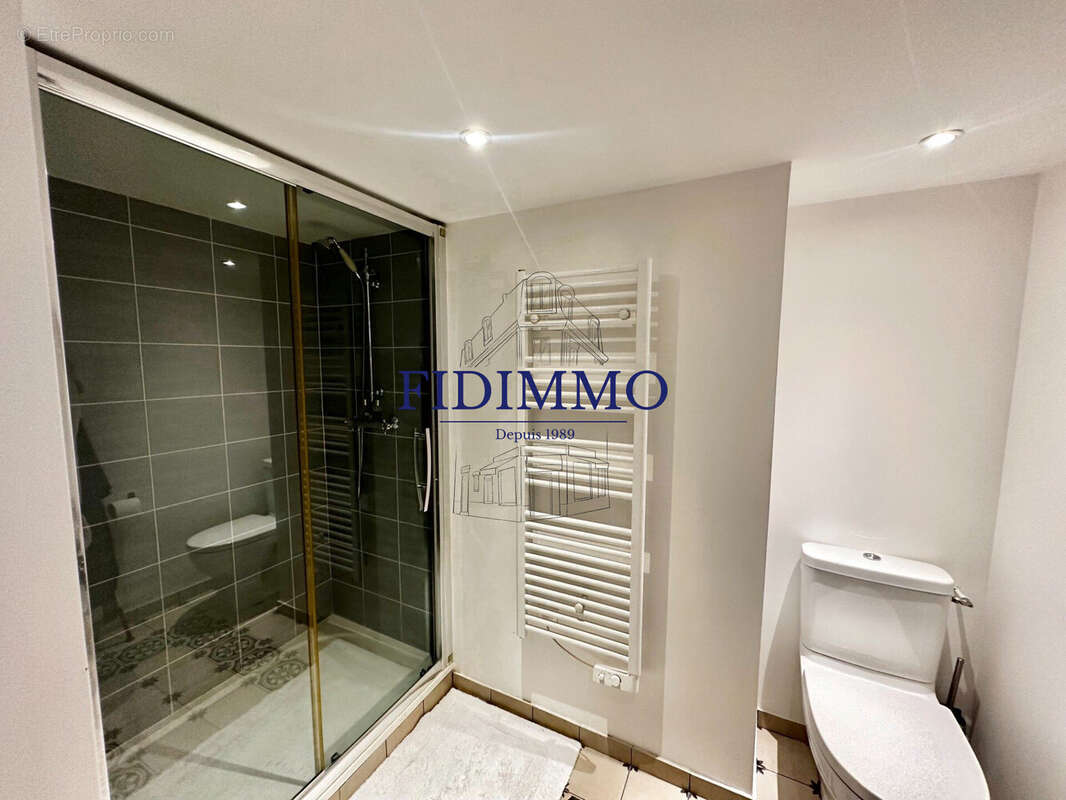 Maison à CHENNEVIERES-SUR-MARNE