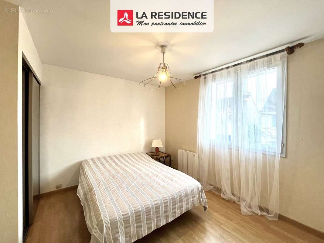 Maison à SAINT-OUEN-L'AUMONE