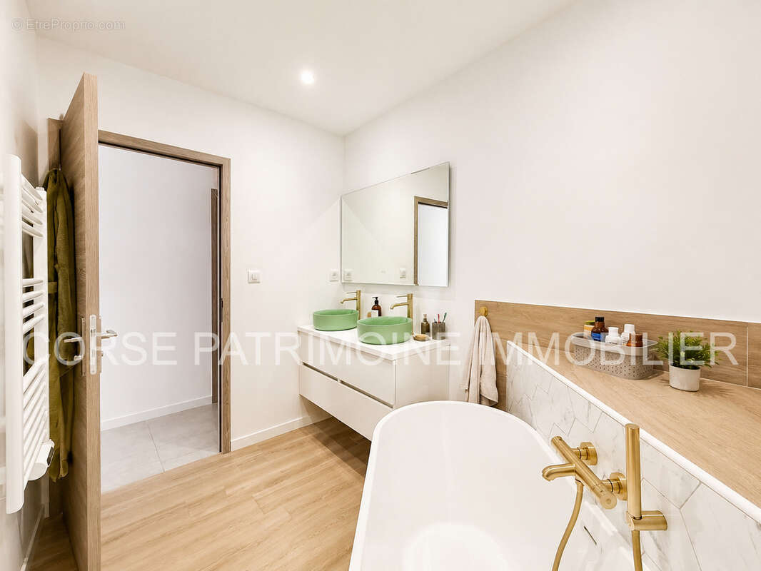 Villa récente à Cervione - photo 18