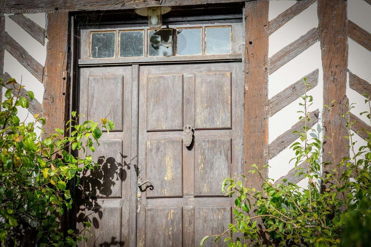 Maison à PONT-L&#039;EVEQUE