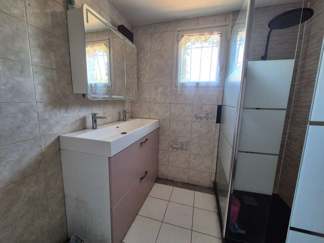 Maison plain-pied 3 chambres - photo 4