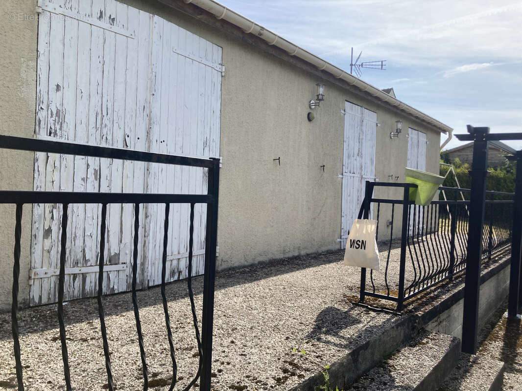 Maison à CHAUMONTEL