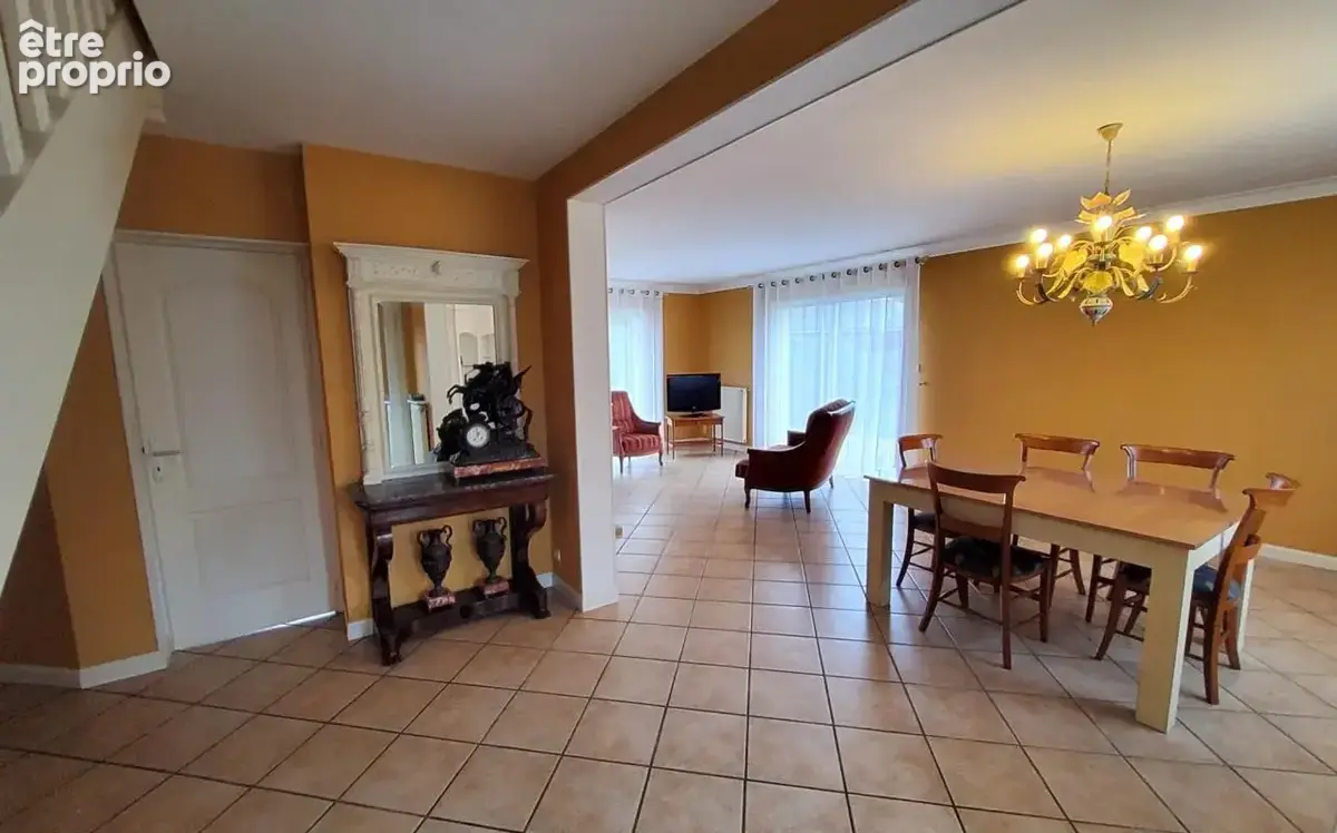 Maison 3 chbres - chemille - vie plain pied possible - photo 4