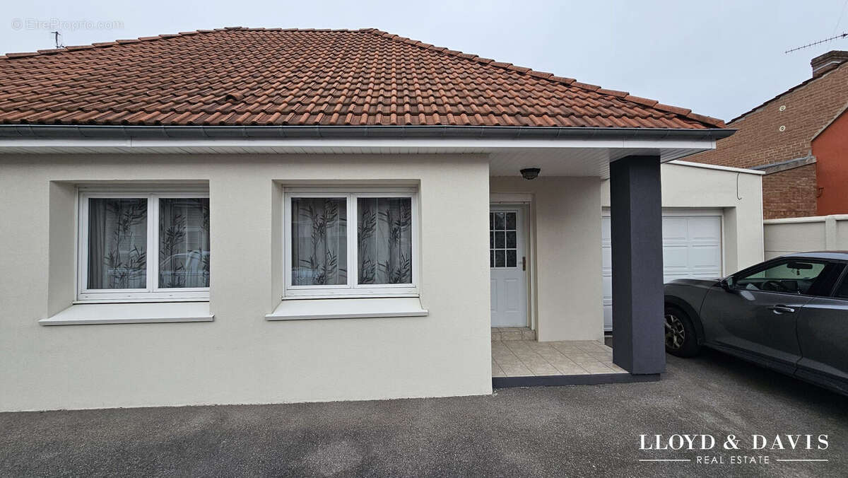 Maison à SAINT-AMAND-LES-EAUX