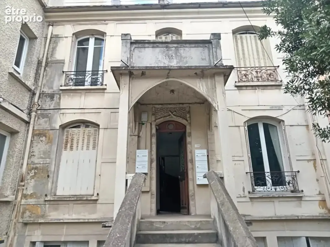 Appartement à COLOMBES