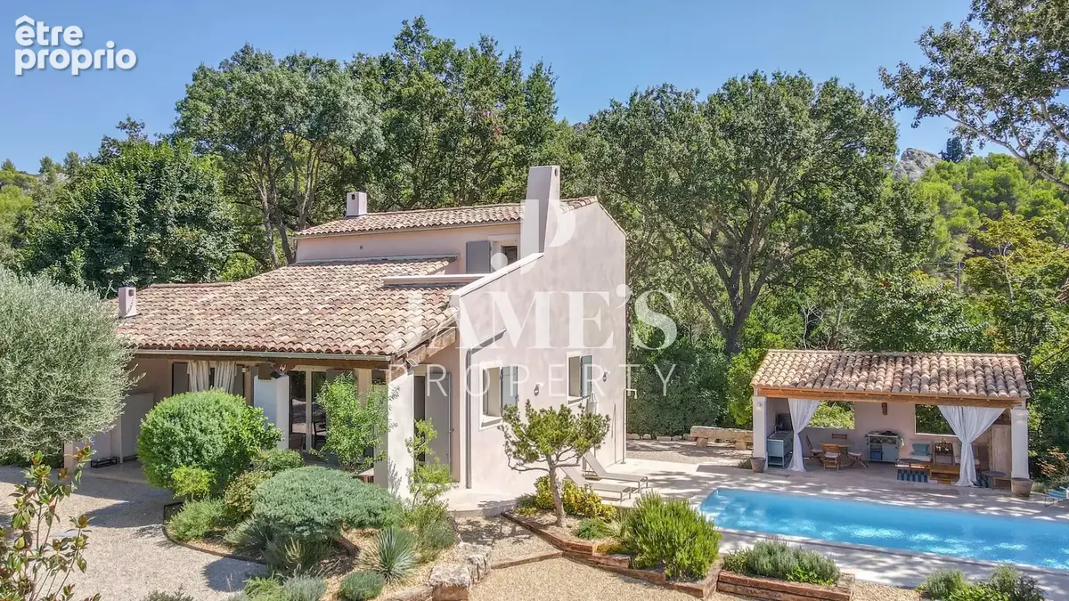 Maison à MAUSSANE-LES-ALPILLES