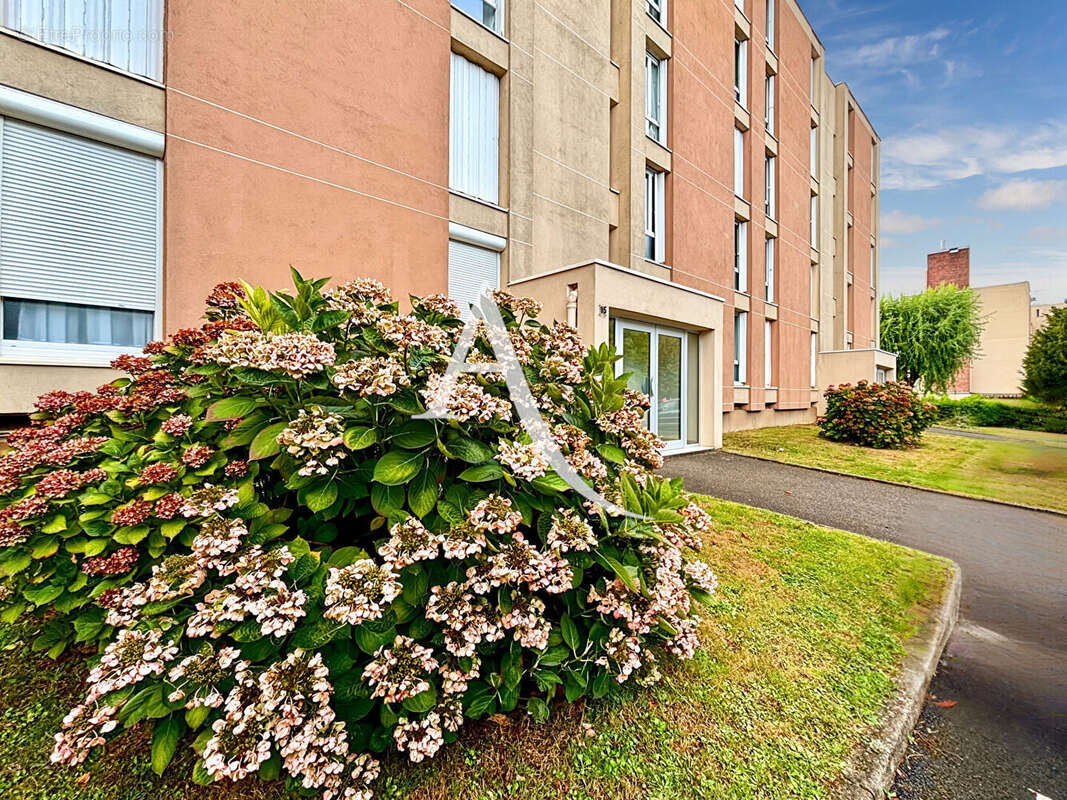 Appartement à BOIS-D'ARCY