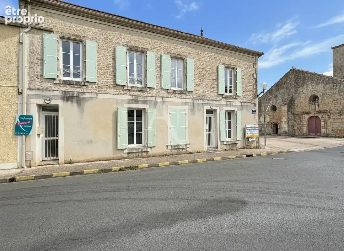 Maison à NALLIERS