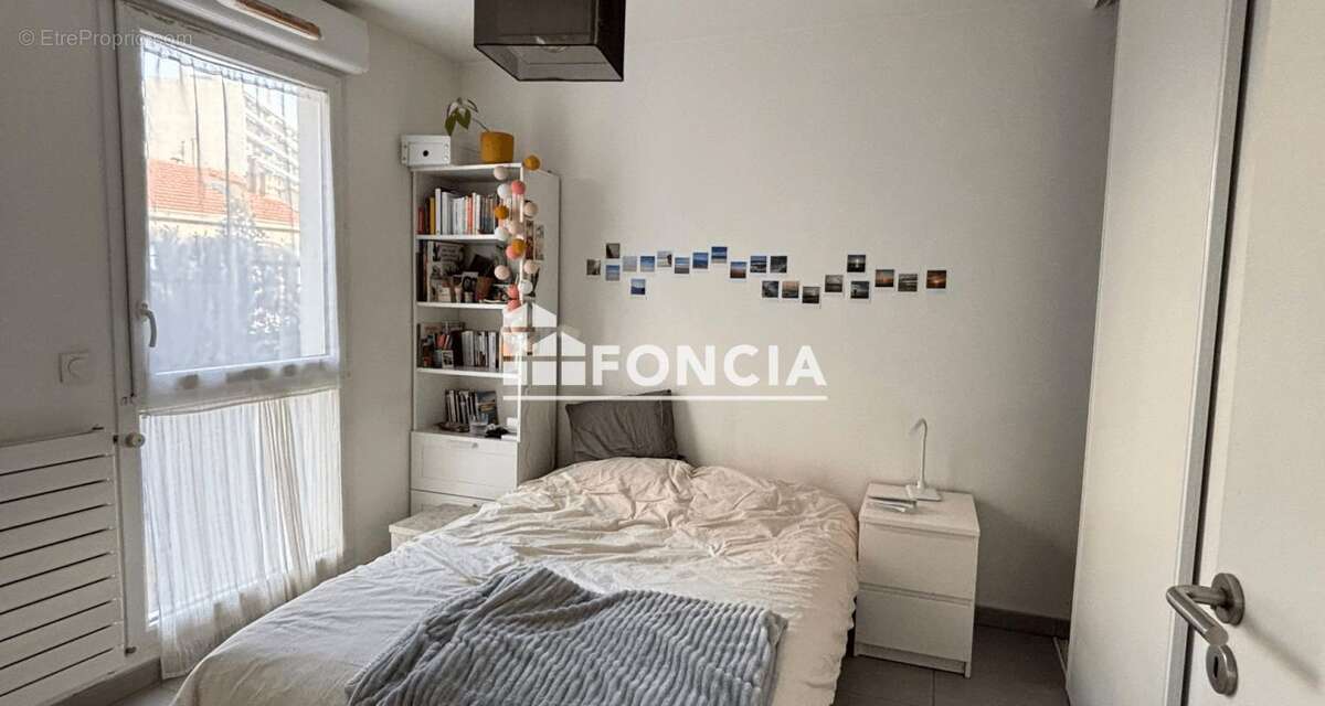 Appartement à MARSEILLE-4E