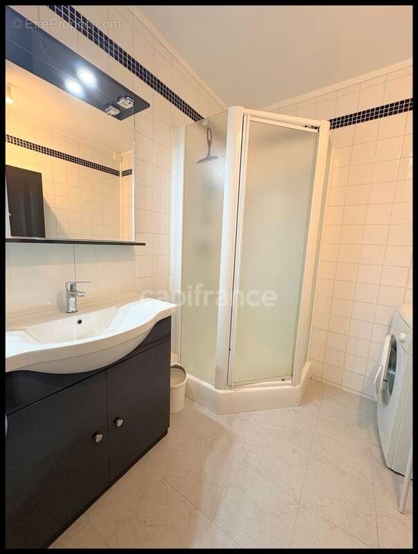 Appartement à MONT-SAINT-AIGNAN
