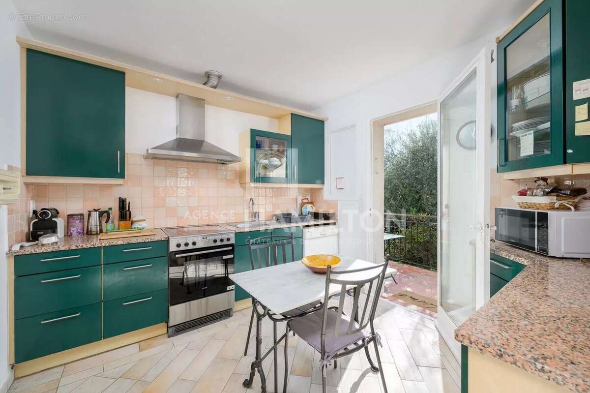 Maison à OPIO