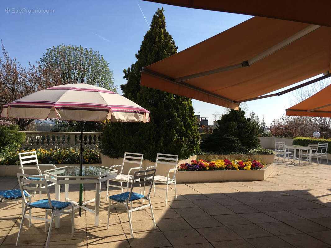 Appartement à NOGENT-SUR-MARNE