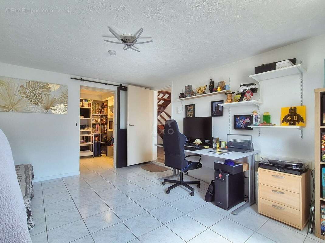 Maison 132 m² à Ennery  - photo 9