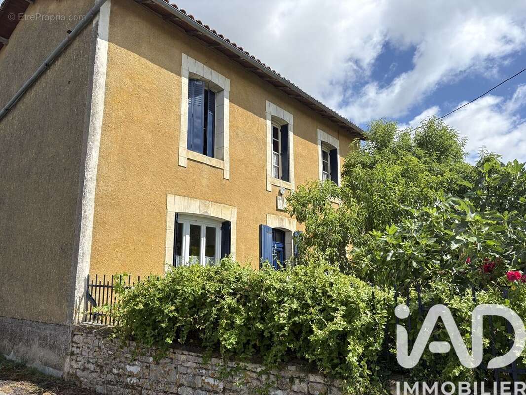 Maison 105 m² à Saint-Georges  - photo 2