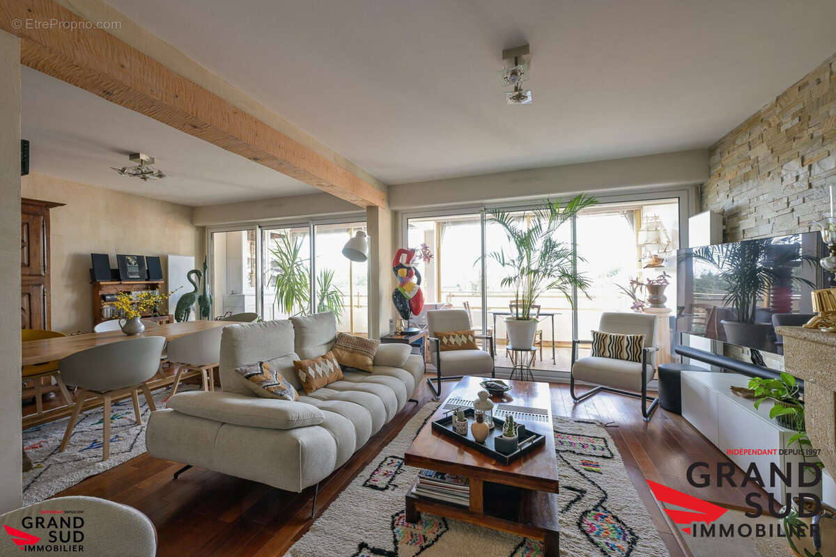 Appartement à BORDEAUX