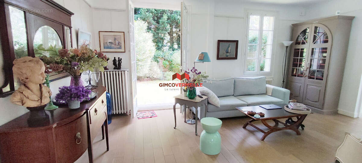 Maison à LA CELLE-SAINT-CLOUD