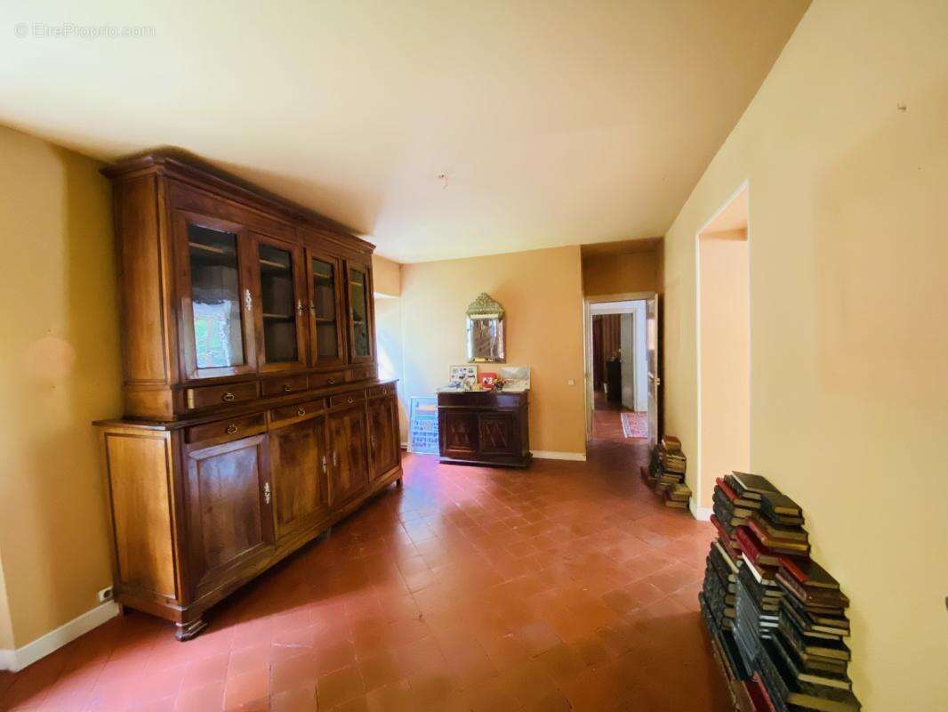 Maison à LES MARTYS