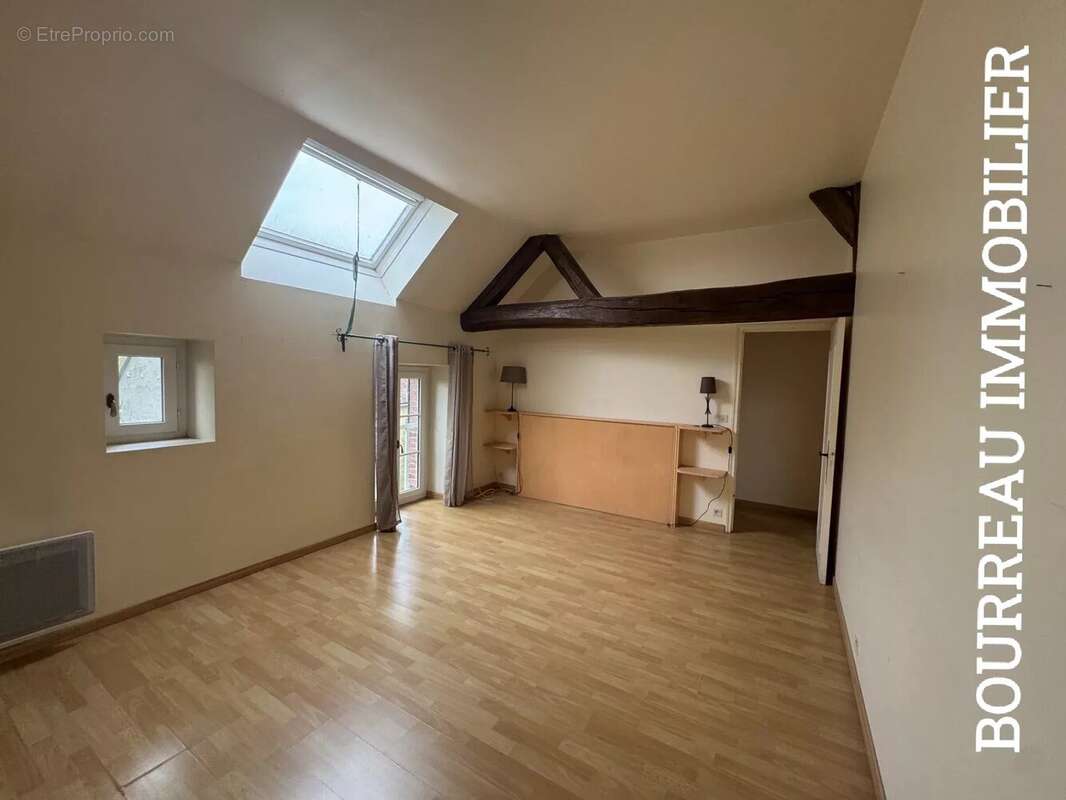 Maison à CHASSY