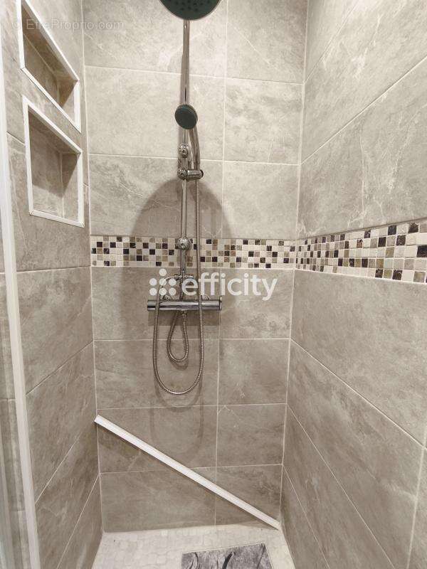 Maison à MINIAC-SOUS-BECHEREL