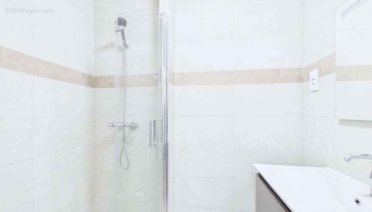 Appartement à CARQUEIRANNE