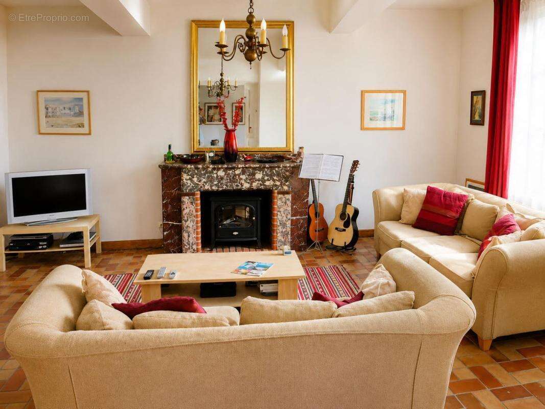 Maison 238 m² à Castelnau-D'aude  - photo 2
