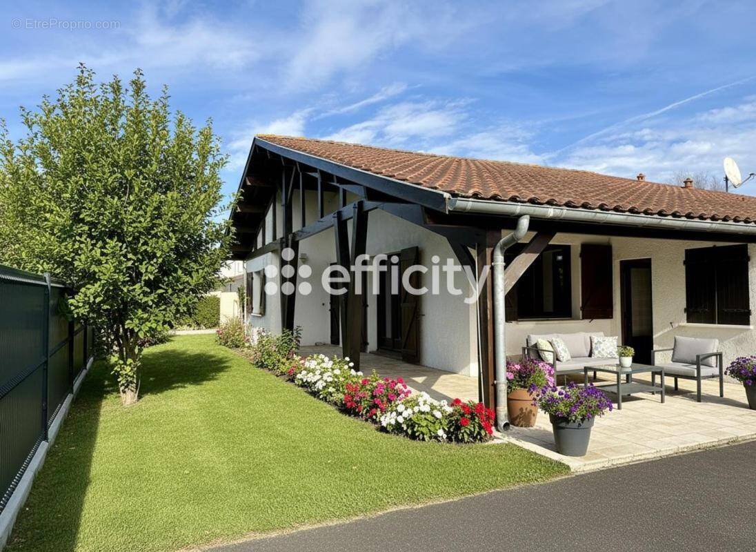 Maison à GUJAN-MESTRAS