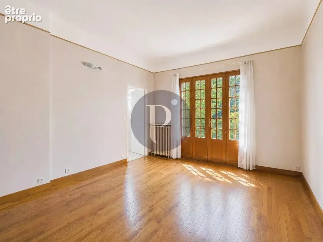 Maison familiale,153 m² habitables ,5 chambres, Terrasse & jardin - photo 11