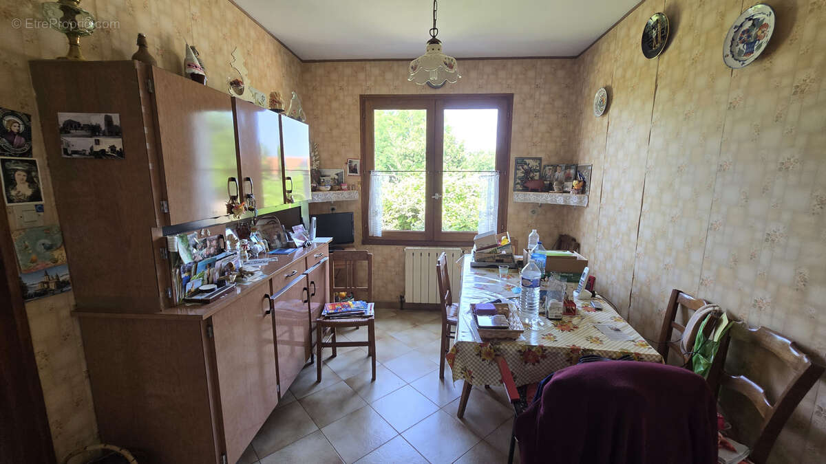 Maison à SAINT-JEAN-DE-LIVERSAY