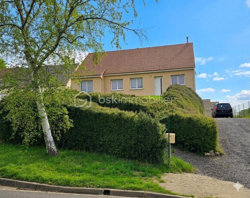Maison à SAINT-GERMER-DE-FLY