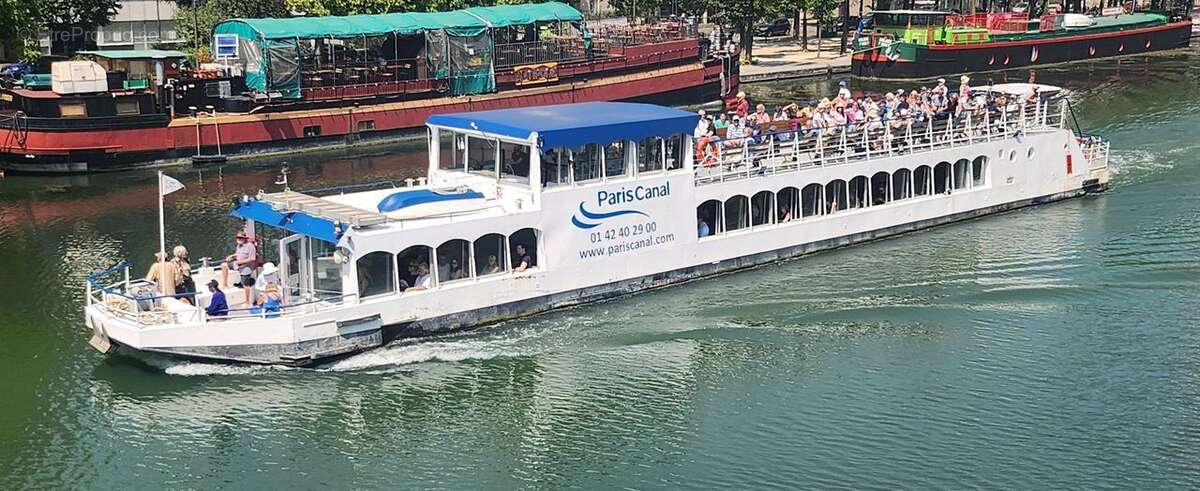 Appartement à PARIS-19E