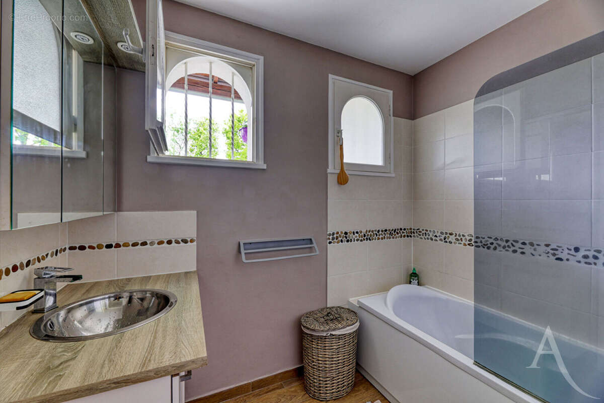 Maison Cugand - photo 7