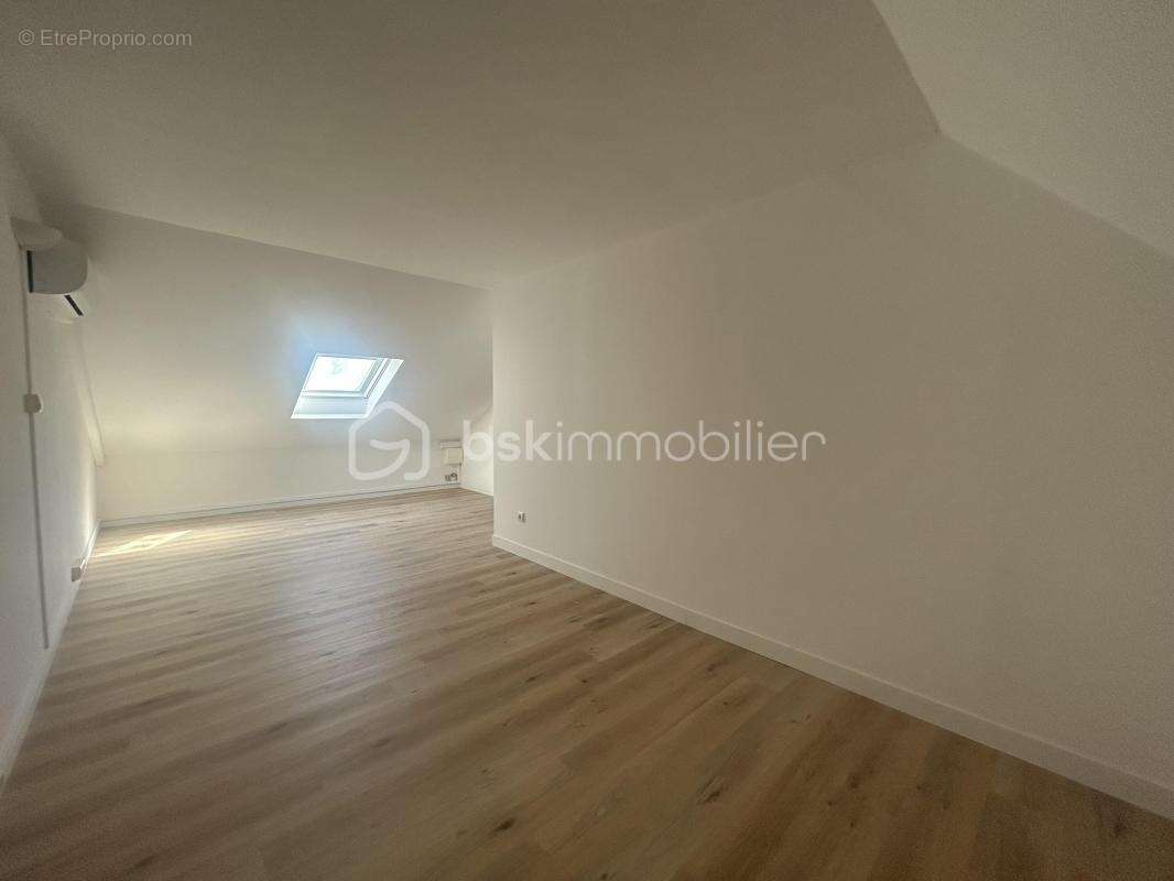 Appartement T6 duplex de 163 m² - photo 9