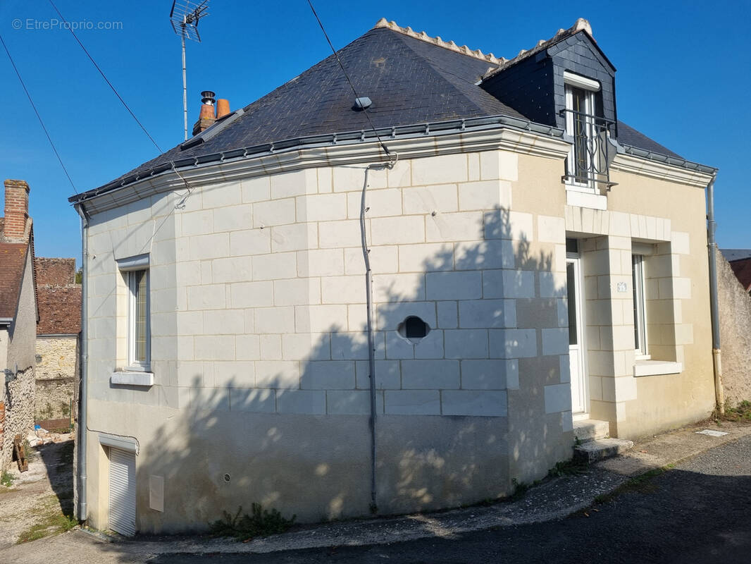 Maison à CHARGE
