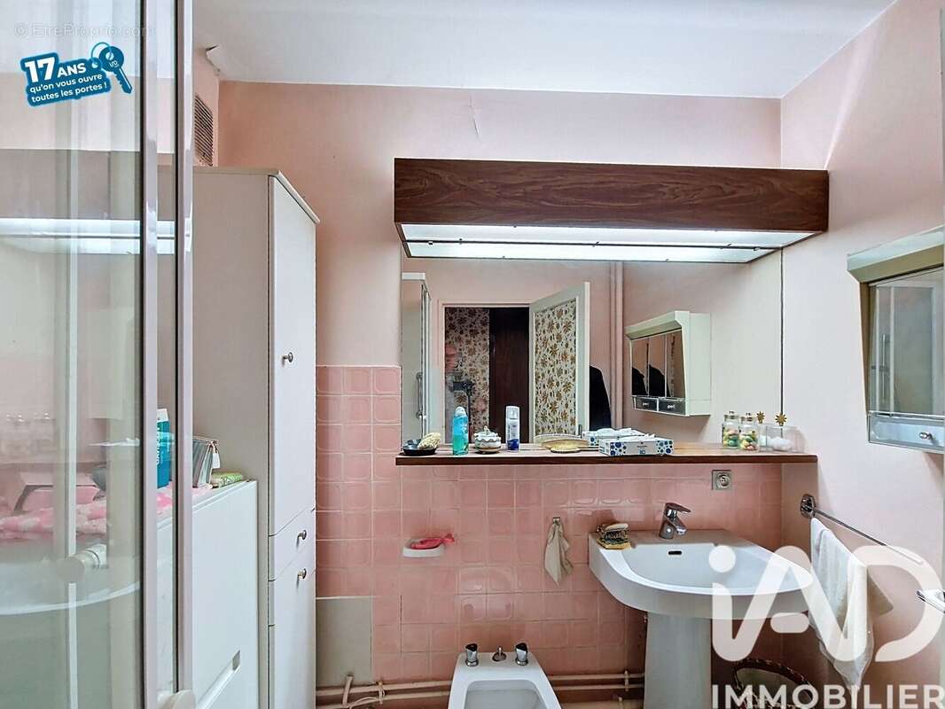 Photo 9 - Appartement à SAINT-DENIS