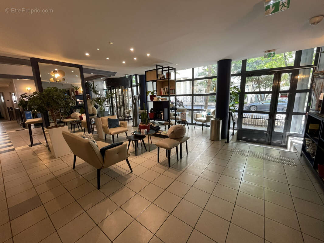 Appartement à COURBEVOIE