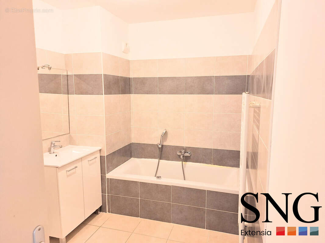 Appartement 66 m² à Le Thor  - photo 4