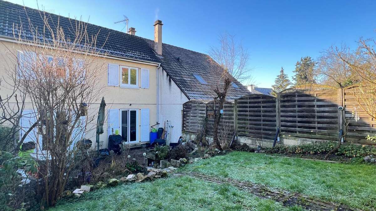 Maison à ROSNY-SOUS-BOIS