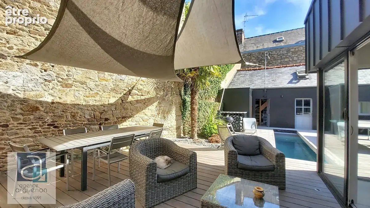 Belle maison de ville familiale aux portes du centre historique de Dinan avec vie de plain pied et  piscine de standing ! - photo 9