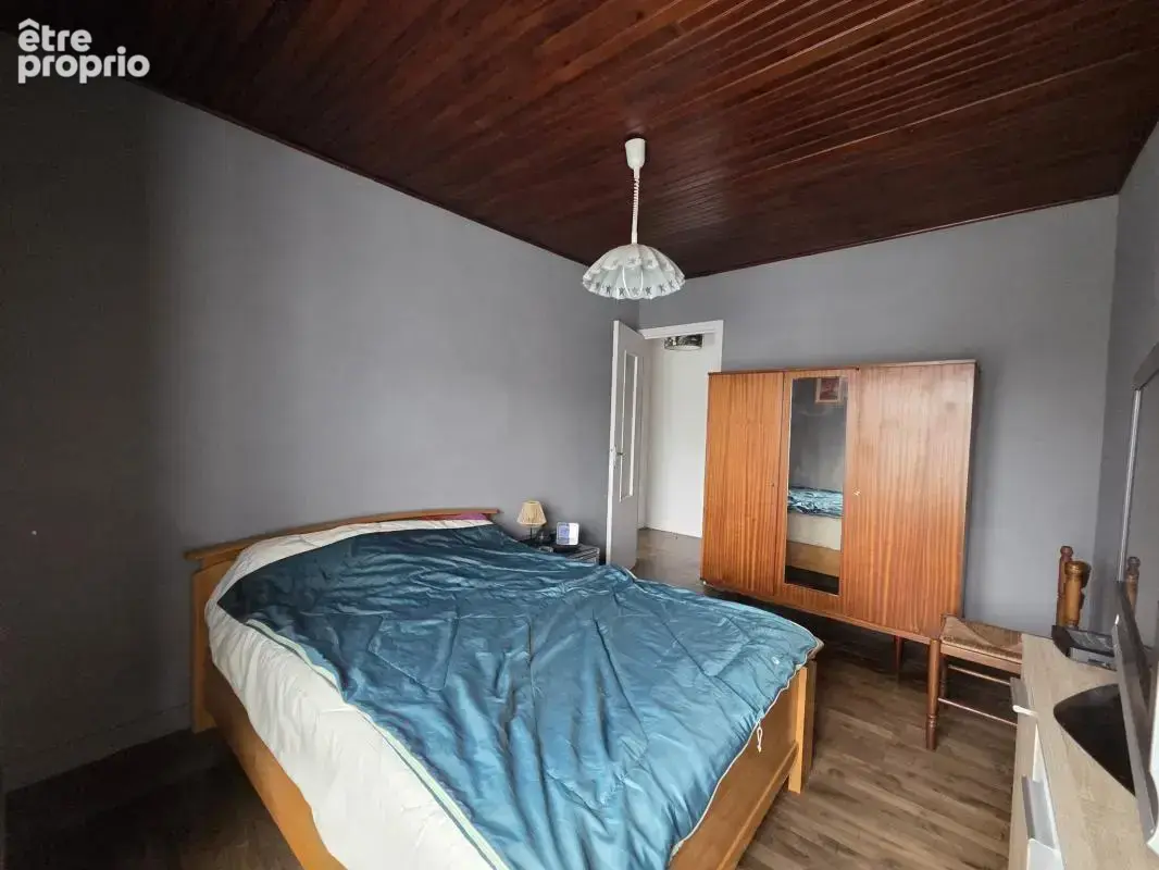 Maison de plain-pied avec jardin, garage et dépendance, à 5 - photo 5