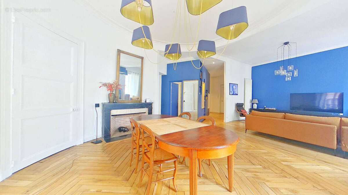 Appartement d'exception de 128 m² entièrement rénové - Charme de l'ancien et prestations contemporaines - photo 5