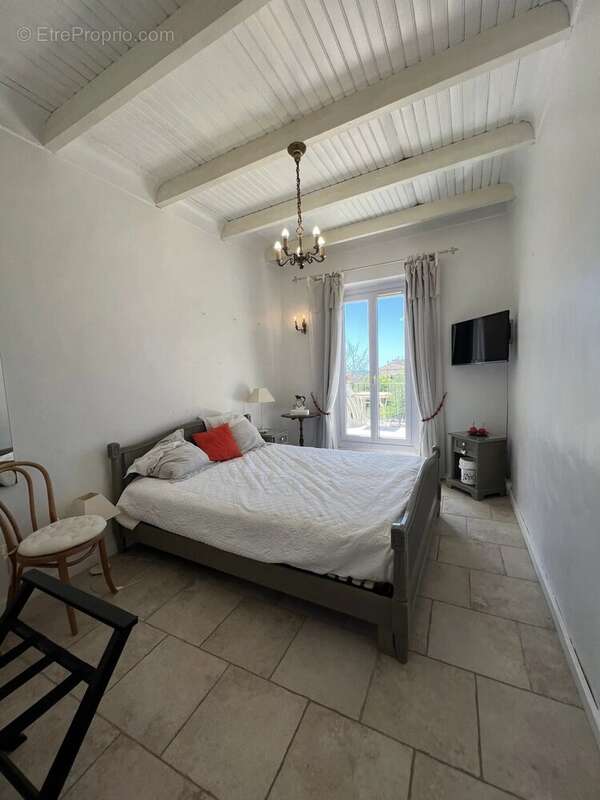 Maison à TOURRETTES-SUR-LOUP