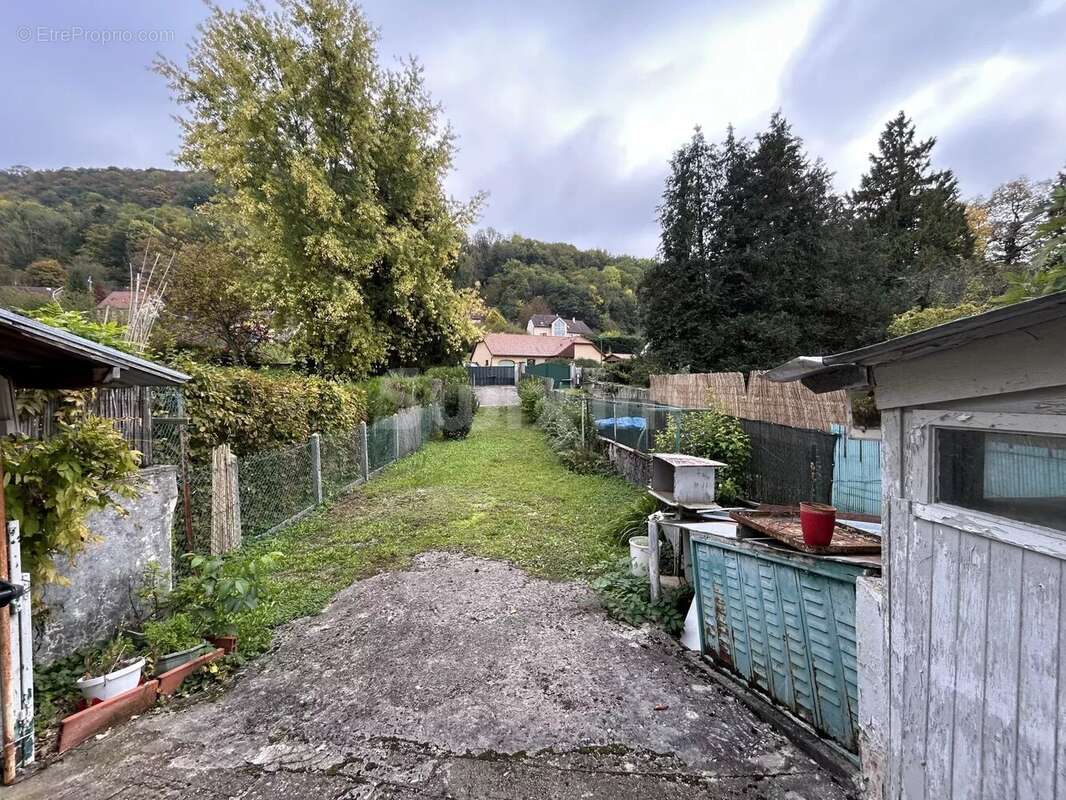 Maison à LONS-LE-SAUNIER