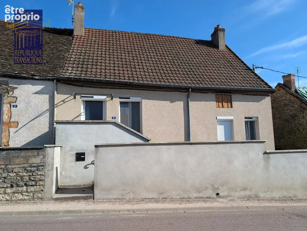 Arnay-le-Duc : Maison ville 69 m² + jardin 500 m² - photo 2
