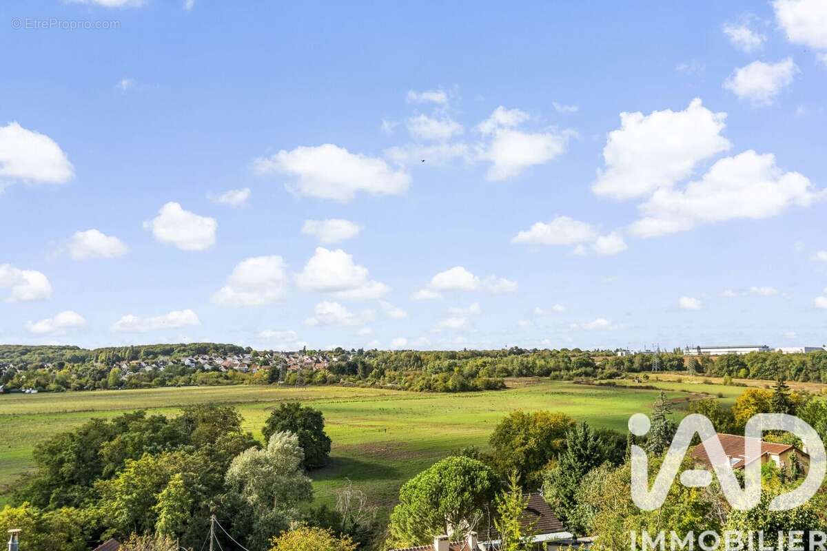 Photo 3 - Maison à SAULX-LES-CHARTREUX