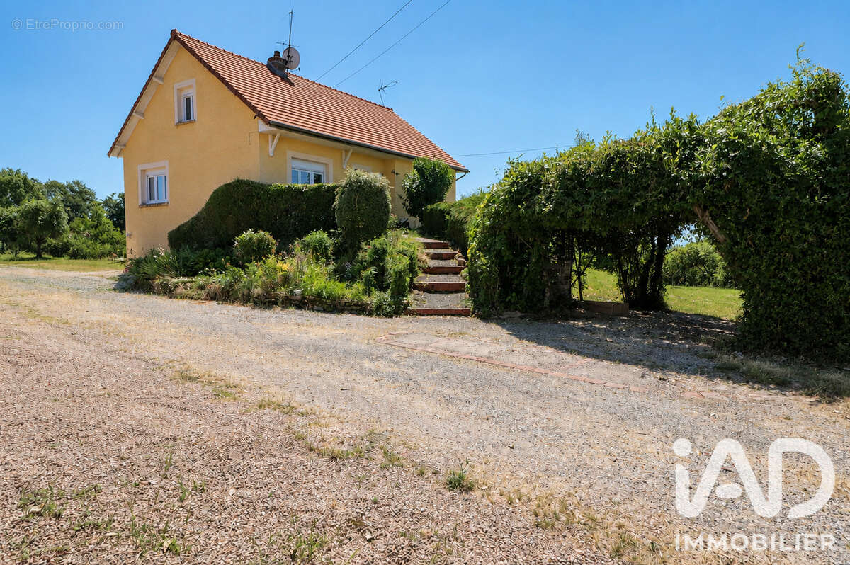 Photo 2 - Maison à LA MOTTE-SAINT-JEAN
