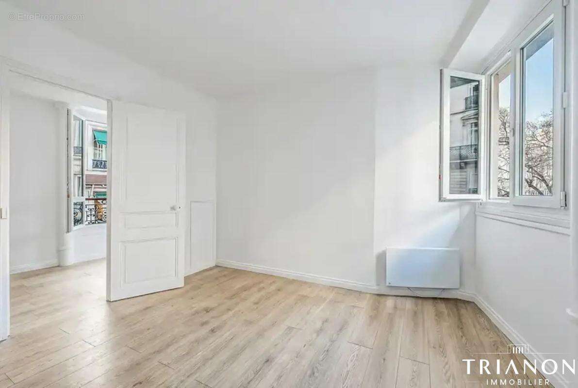 Appartement à PARIS-9E