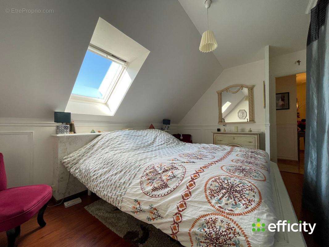 Maison à DROUE-SUR-DROUETTE